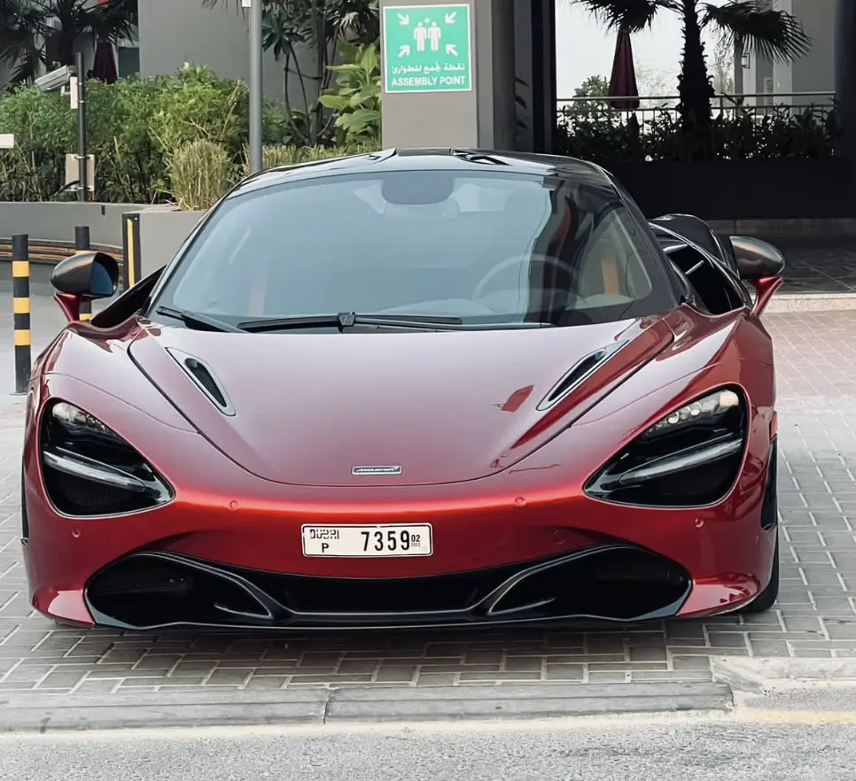 rental McLaren 720 in Dubai