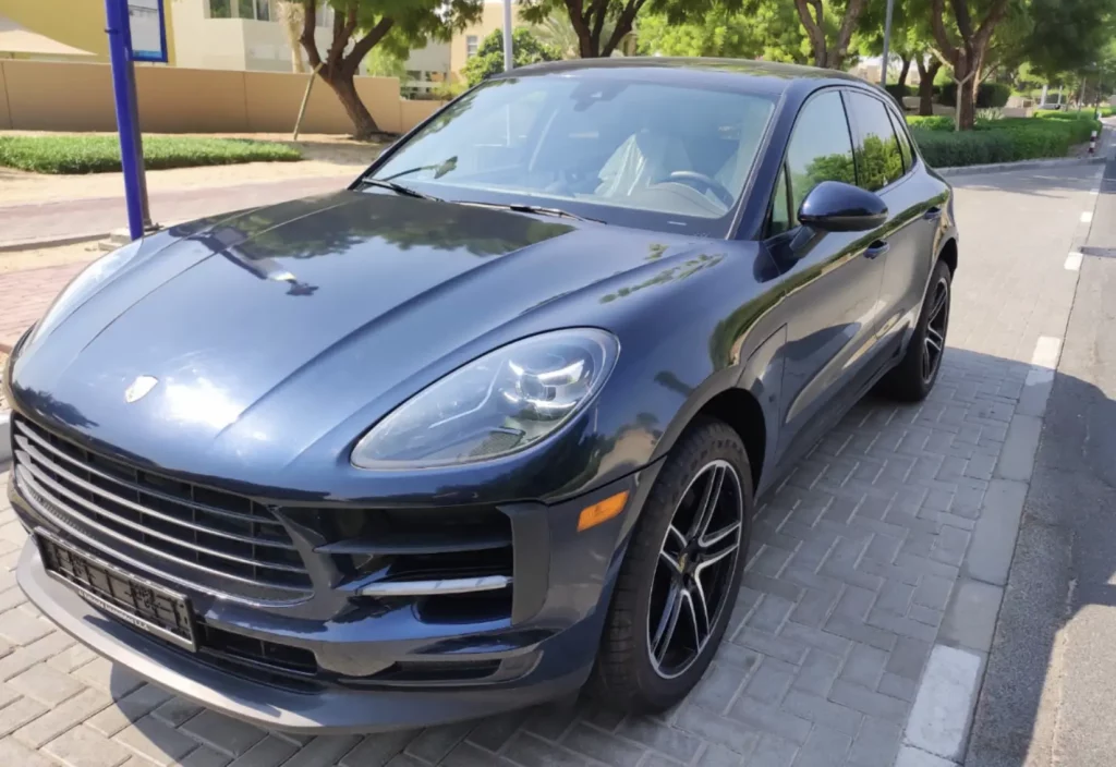 rental Porsche Macan in Dubai